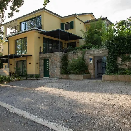 Opatija Hills * 伊卡
